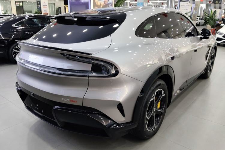 Used Xiaomi Auto YU7 2025 Ultra-Long Range High-Performance All-Wheel-Drive Max Edition
