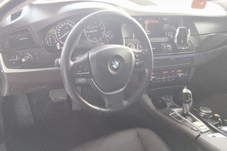 Used BMW 5 Series 2014 525Li Luxury Design Package