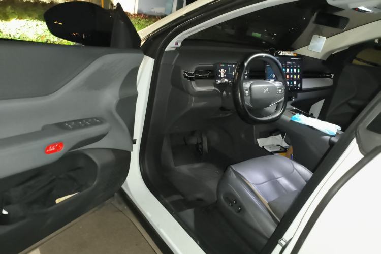 Used XPeng G6 2025 725 Ultra-Long Range Max Flagship Edition
