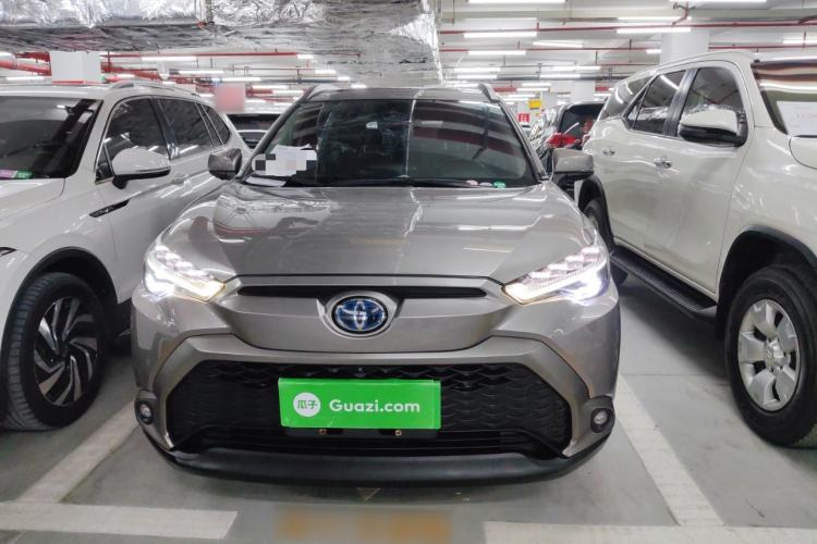 Used Toyota FRONTLANDER 2023 2.0L Smart Electric Hybrid Dual-Engine Deluxe Version
