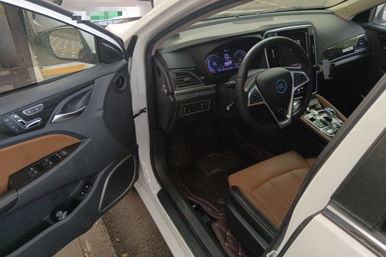 Used BYD Qin New Energy 2018 Qin EV450 Smart Connect Prestige Model
