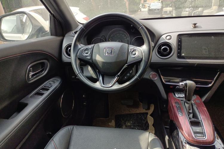 Used Honda XR-V 2015 1.8L VTi CVT Luxury Edition Steering Wheel