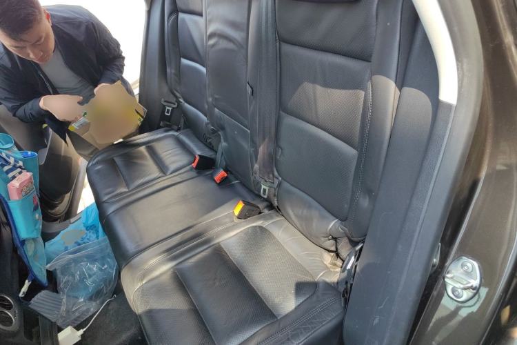 Used Volkswagen Tiguan 2015 1.8TSI Automatic Two-Wheel Drive Luxury Model Left Rear Seat