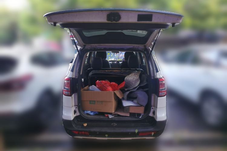 Used HYOSOW S3 2016 1.5L Manual Comfort Version China IV Emission Standard Trunk