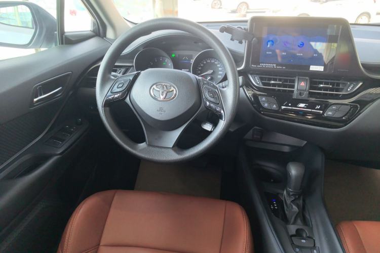 Used Toyota IZOA 2021 2.0L Yixing Version