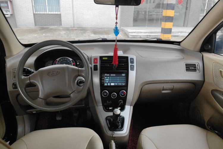 Used Hyundai Tucson 2013 2.0L Manual Two-Wheel Drive Fashion Edition