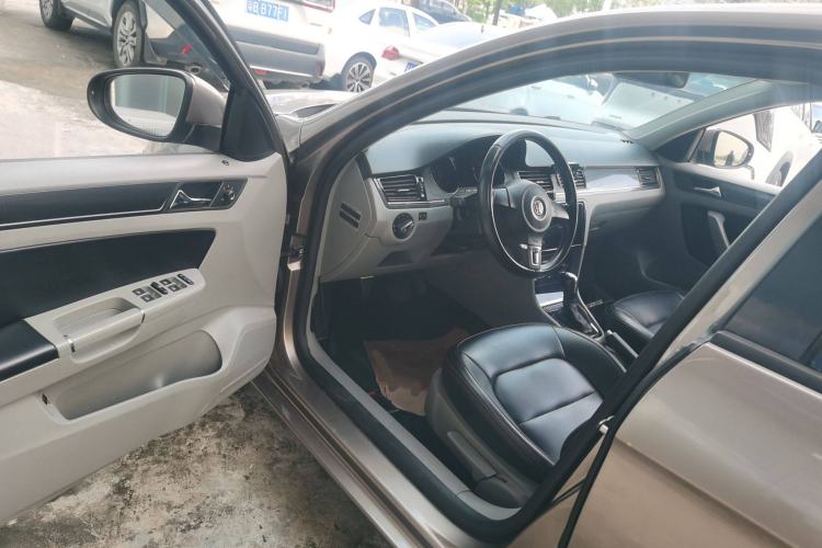 Used Volkswagen Bora 2015 Qihui Edition 1.6L Automatic Fashion Model