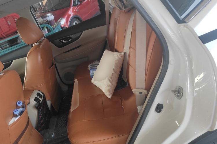 Used Nissan X-Trail 2017 2.0L CVT Comfort Edition 2WD Left Rear Seat