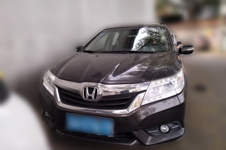 Used Honda Crider 2013 1.8L automatic luxury edition Front