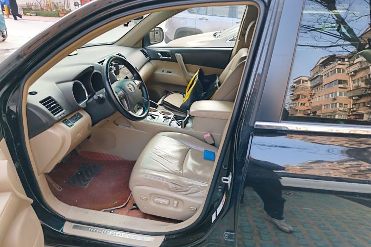 Used Toyota Highlander 2009 2.7L Two-Wheel Drive 7-Seater Luxury Navigation Edition Left Front Seat