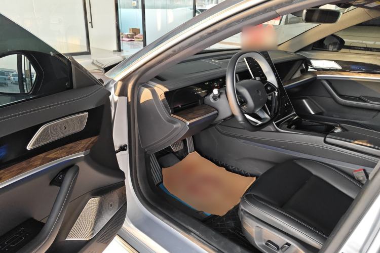 Used NETA S 2022 Extended-Range Version 1160 km Range Rear-Wheel-Drive Compact Edition
