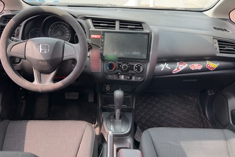 Used Honda Fit 2016 1.5L LXS CVT Comfort Sunroof Version Interior 3