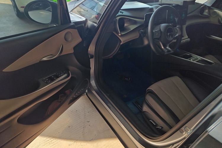 Used BYD Dolphin 2023 420 km Fashion Edition