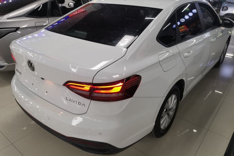 Used Volkswagen Lavida 2023 1.5L Automatic De Yi Edition Rear Right 45 Deg