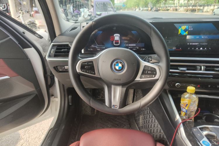 Used BMW i3 2024 eDrive 35 L Steering Wheel