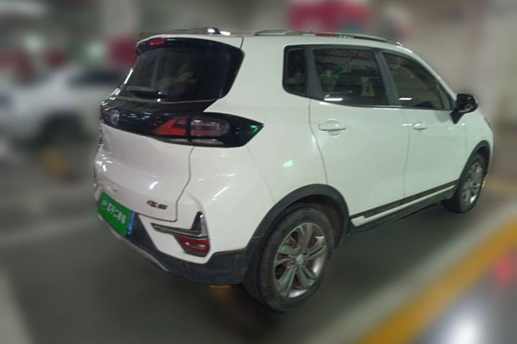 Used CHANGAN CS15 2019 1.5L Manual Entry-Level Version China V Standard Rear Right 45 Deg
