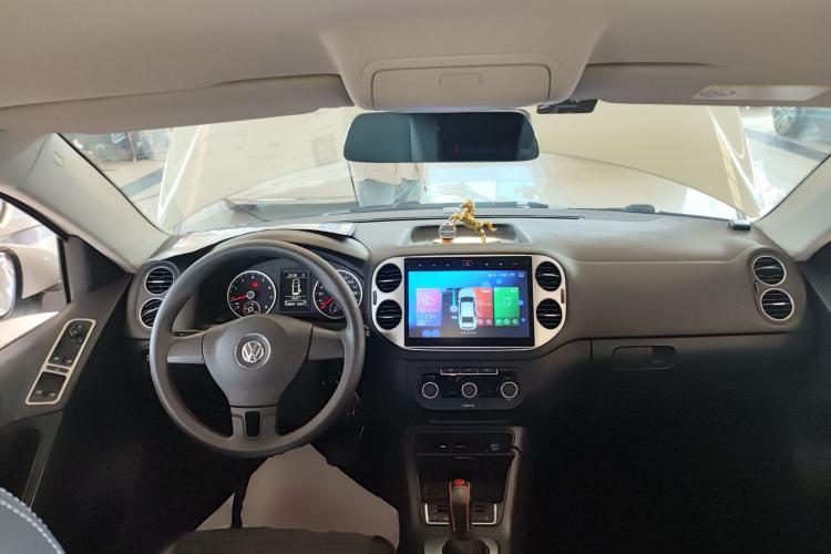 Used Volkswagen Tiguan L 2016 280TSI Automatic Two-Wheel-Drive Silk Road Style Edition
