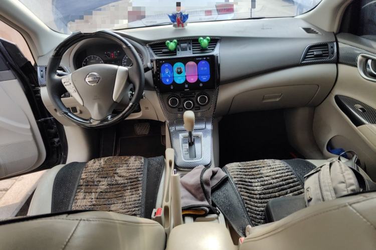 Used Nissan Sylphy 2012 1.6 XL CVT Luxury Edition Center Console