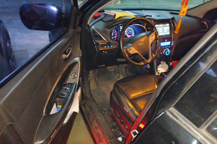 Used Hyundai Santa Fe 2013 2.4L Automatic Two-Wheel Drive Smart Version