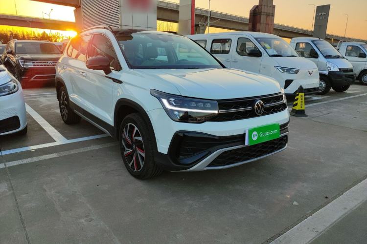 Used Volkswagen Tharu 2024 300TSI Two-Wheel-Drive Moon Luxury Edition
