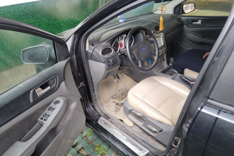 Used Ford Focus 2009 Hatchback 1.8L Manual Comfort Model