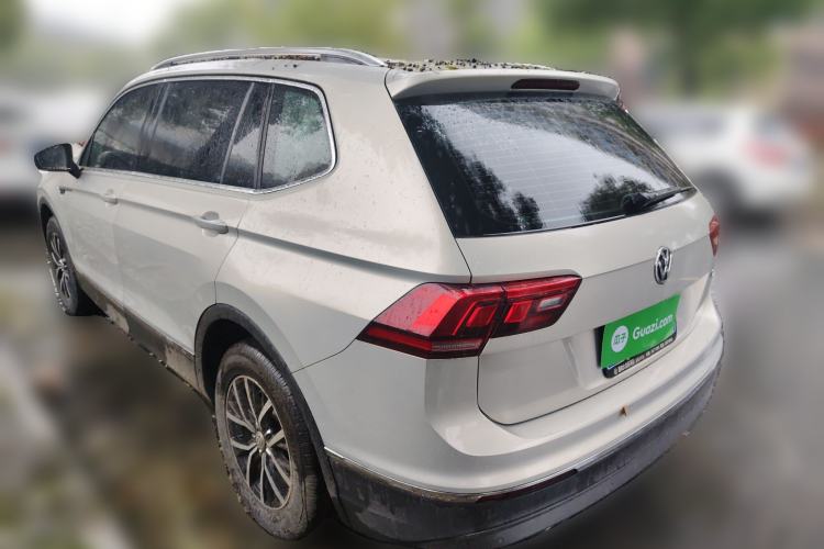 Used Volkswagen Tiguan L 2018 330TSI Automatic Two-Wheel Drive Luxury Edition Rear Left 45 Deg