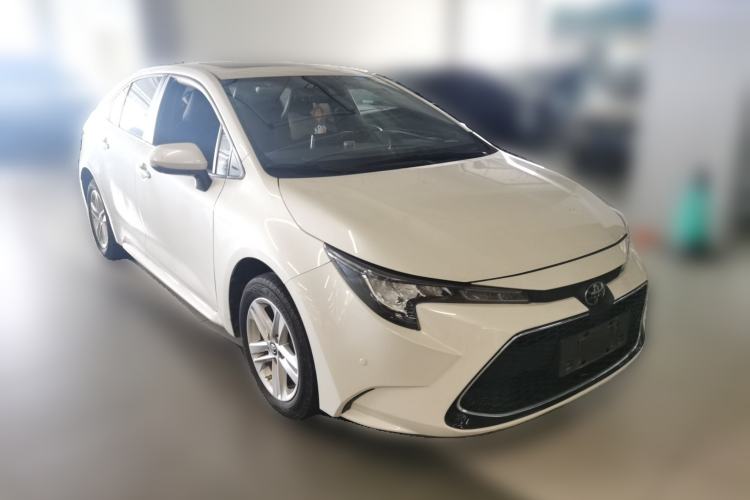 Used Toyota Levin 2019 185T CVT Luxury Edition China VI Standard Front Right 45 Deg