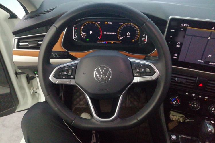 Used Volkswagen Bora 2023 200TSI DSG YueXing PRO Edition Steering Wheel