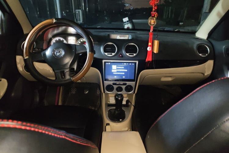 Used Volkswagen Lavida 2011 1.6L Manual Joy Version
