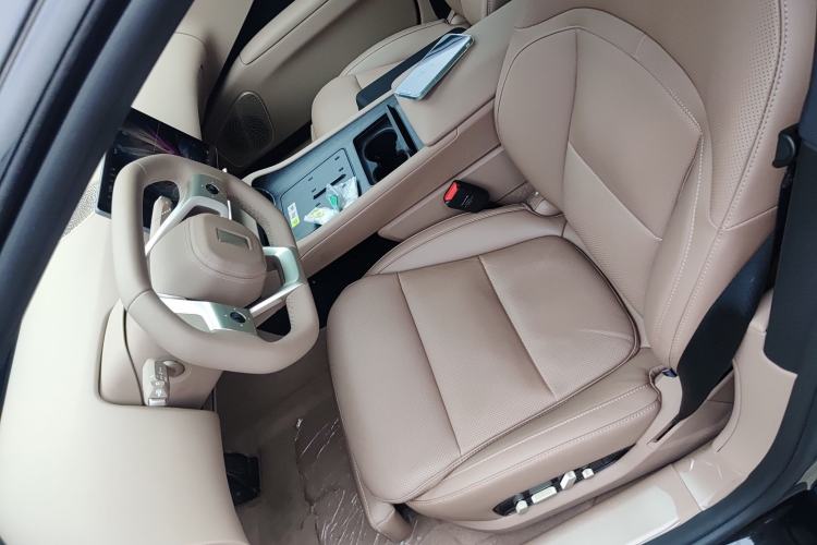 Used Avatr 12 2025 Updated Ultra All-Electric Four-Wheel Drive Left Front Seat