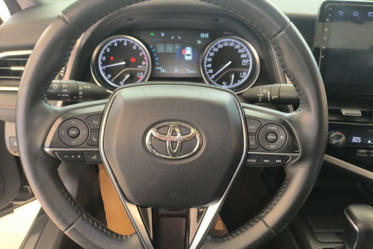 Used Toyota Camry 2021 2.0G Luxury Edition Steering Wheel