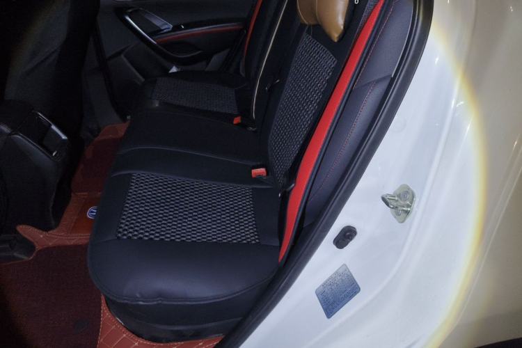 Used CHANGAN CS55 2017 1.5T Manual Colorful Edition
