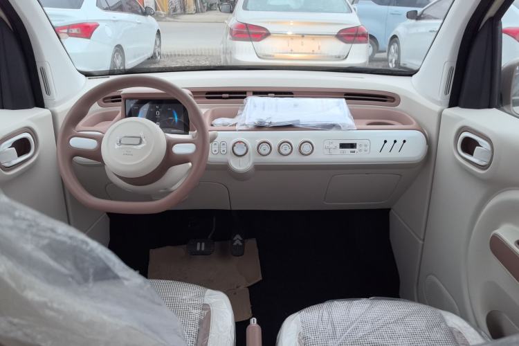 Used Bestune Pony 2026 222km Colorful Horse
