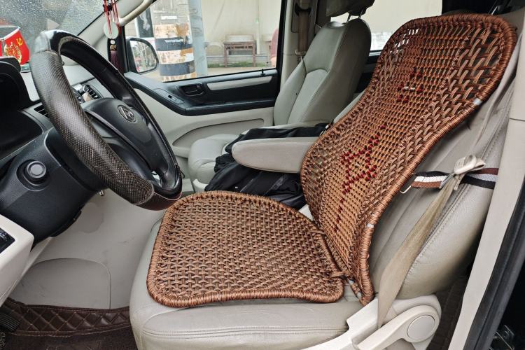 Used SAIC MAXUS G10 2014 2.0T Automatic Elite Edition Left Front Seat