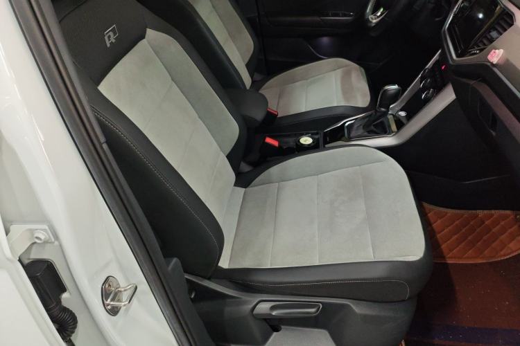 Used Volkswagen T-ROC 2020 280TSI DSG Two-Wheel Drive R-Line Pro