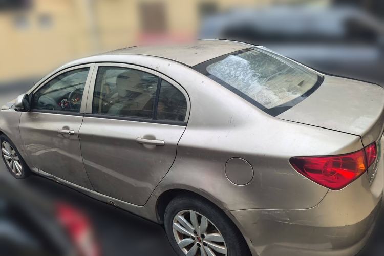 Used Roewe 350 2015 1.5L Automatic Luxury Sunroof Edition