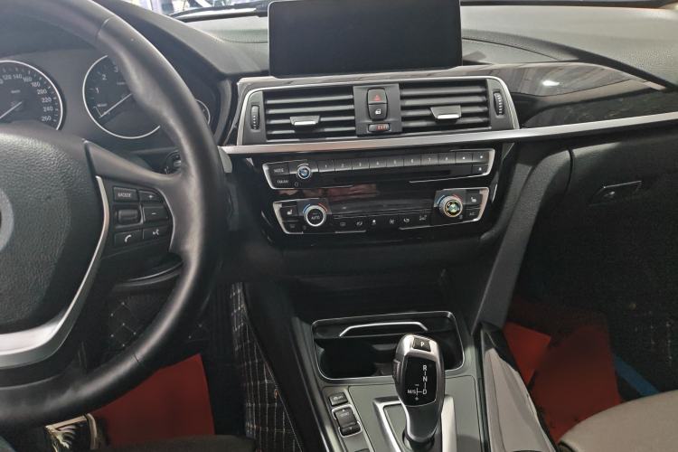 Used BMW 3 Series 2019 320Li Fashion Model Interior 3