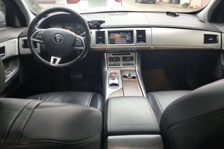 Used Jaguar XF 2015 XF 2.0T Sportbrake Luxury Edition
