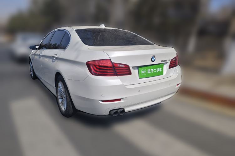 Used BMW 5 Series 2014 525Li Leading Model Rear Left 45 Deg