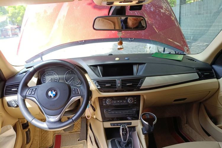 Used BMW X1 2014 sDrive18i Leading Model