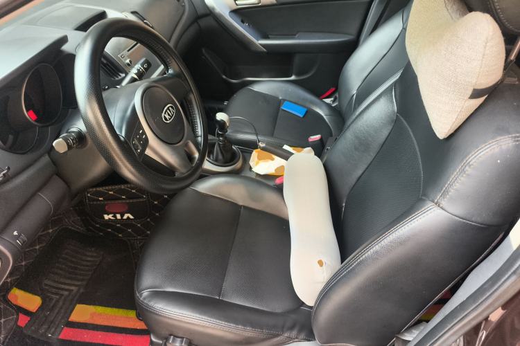 Used Kia Forte 2011 1.6L MT GLS
