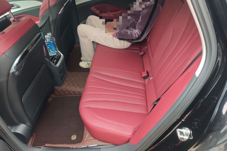 Used Hongqi H5 2024 2.0T Automatic Smart Connect Flagship Edition Left Rear Seat