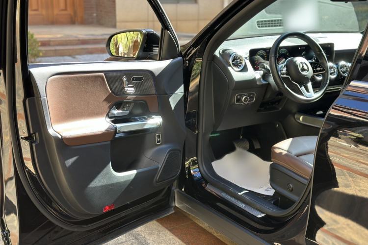 Used Mercedes-Benz GLB 2023 GLB 220 Fashion Model