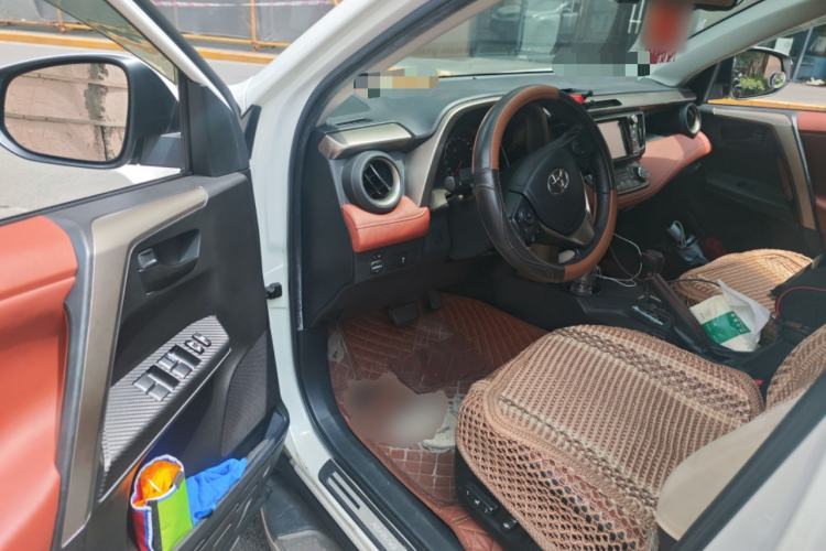 Used Toyota RAV4 2015 2.5L Automatic 4x4 Elite Edition