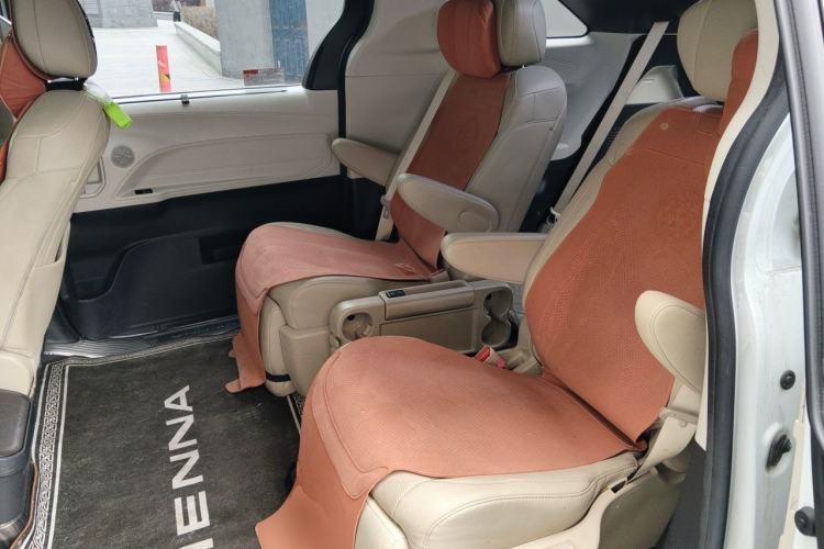 Used Toyota SIENNA 2021 2.5L Hybrid Premium Edition
