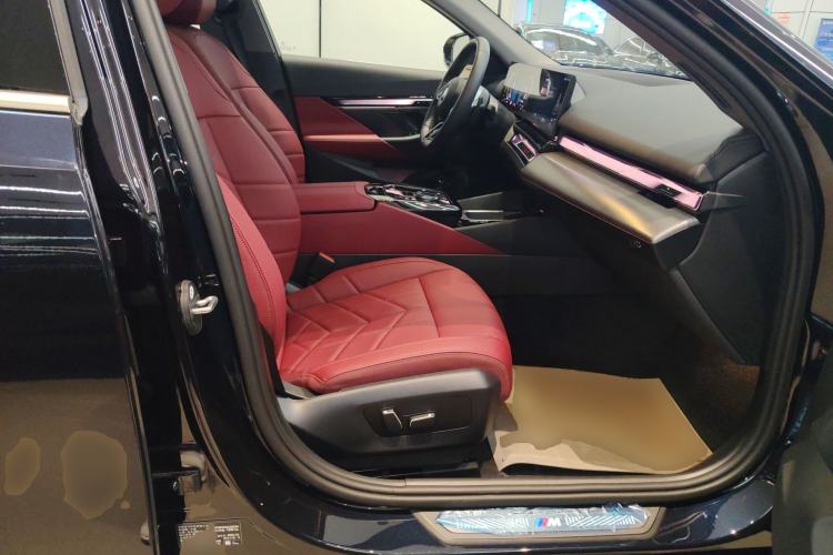 Used BMW 5 Series 2025 525Li M Sport Package
