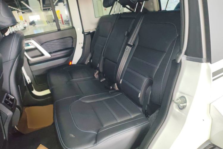 Used BAIC Off-Road BJ40 2024 2.0T Urban Hunter Honor Edition