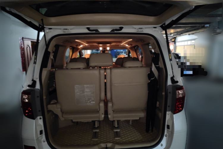 Used Toyota Alphard 2012 3.5L Luxury Edition
