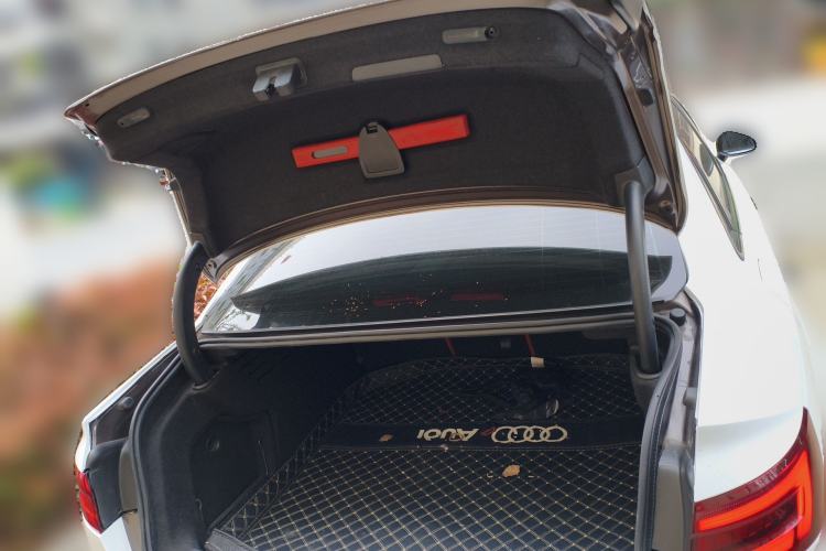 Used Audi A4L 2019 40 TFSI Fashion Version China V