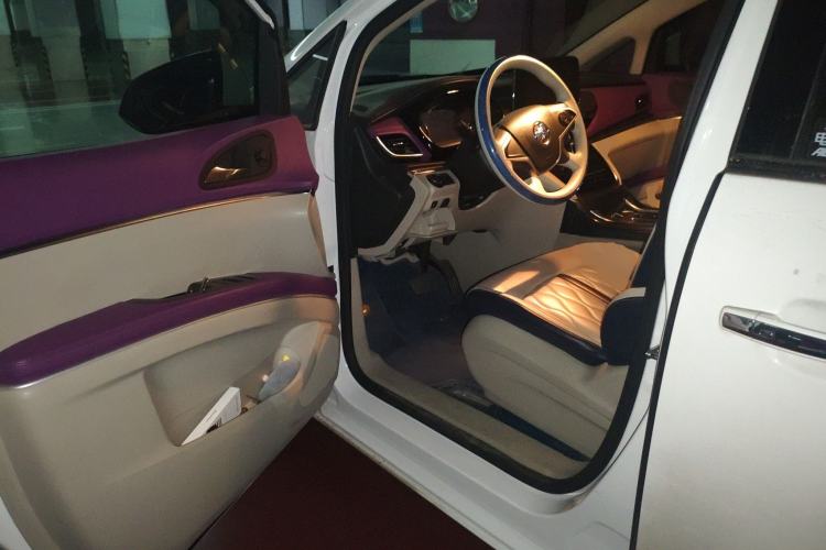 Used Buick GL8 2021 Land Cruiser Executive Class 652T Comfort Model
